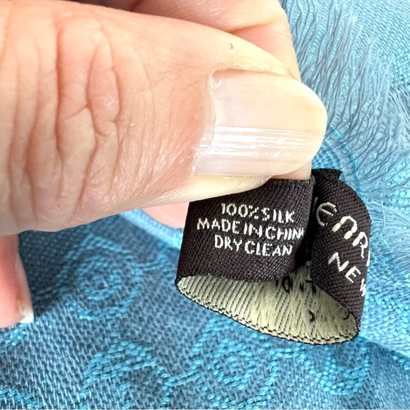 HENRI BENDEL Monogram Sequins 100% Silk Turquoise Blue X Long Wrap Shawl Scarf - Picture 14 of 15